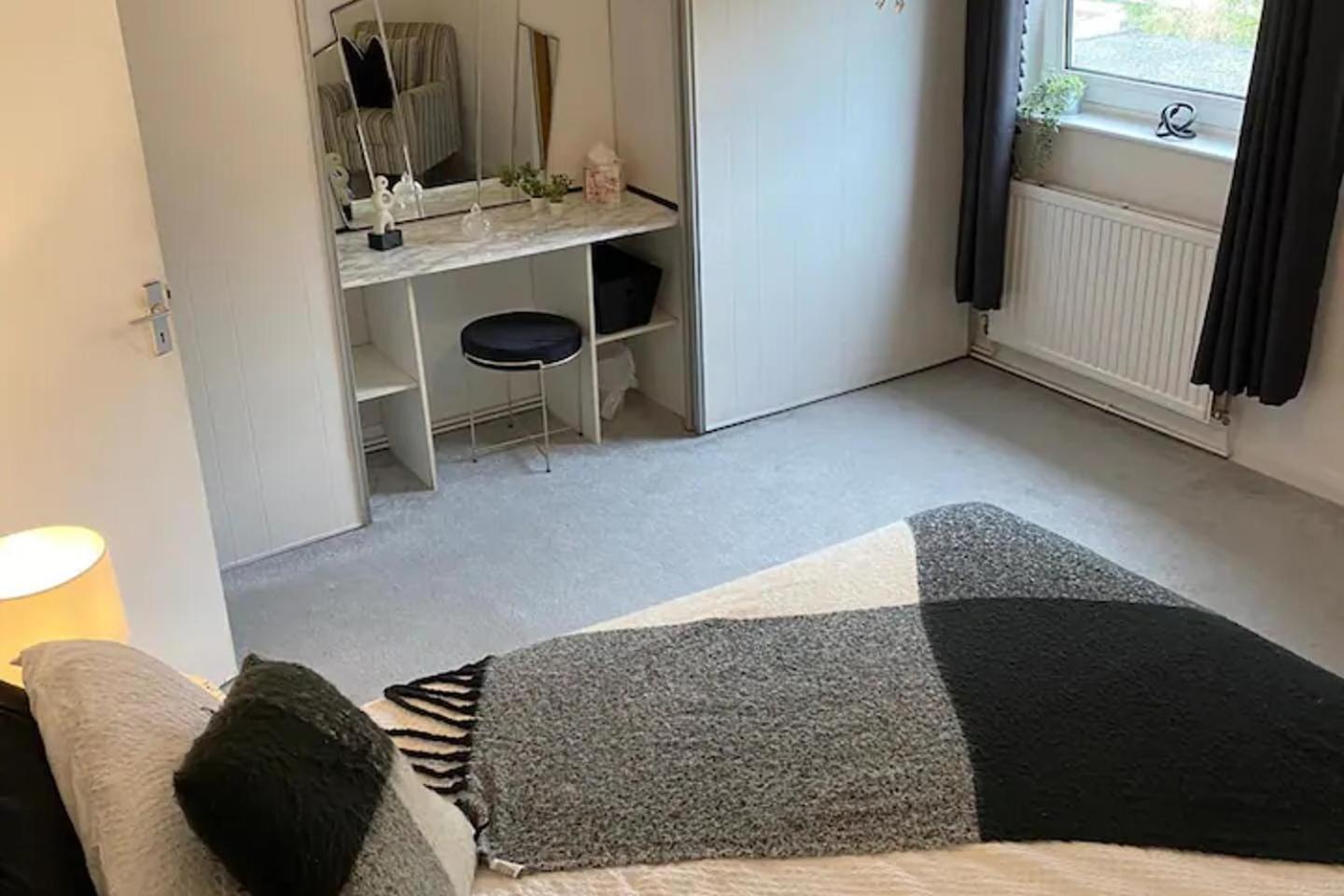 2 Bed-Sleeps 4-Sea View-Pet Friendly-Parking Llanelli Exterior foto